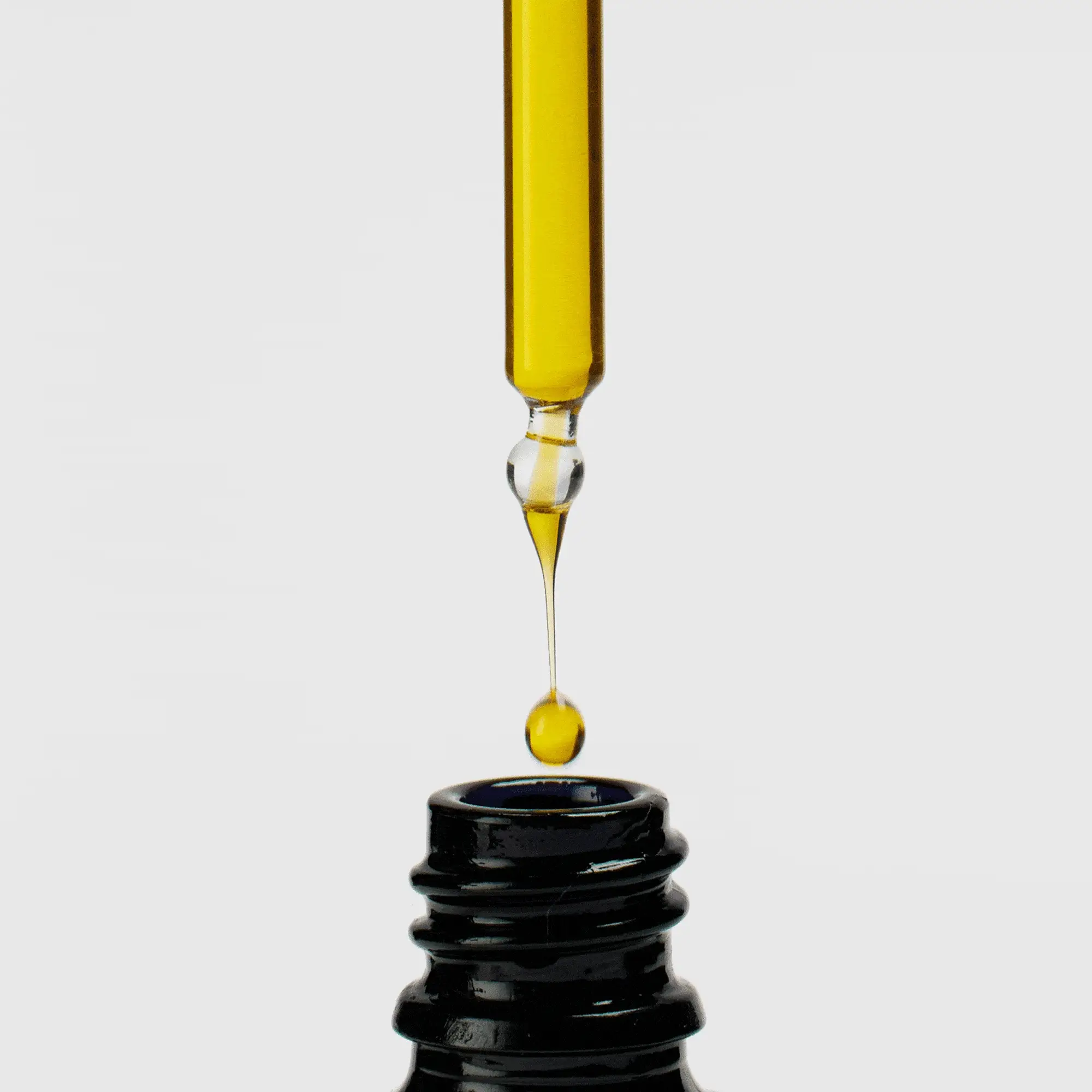 1211-active-botanical-serum-5.webp Active Botanical Serum