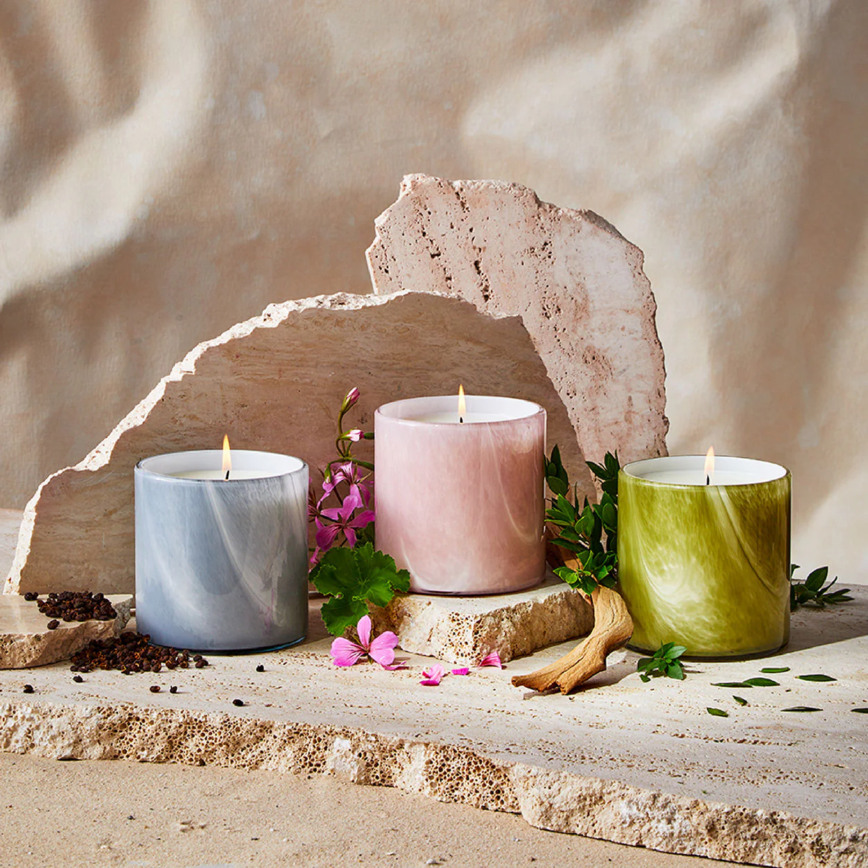 1627-andean-myrtle-signature-candle-3.webp Andean Myrtle Signature Candle