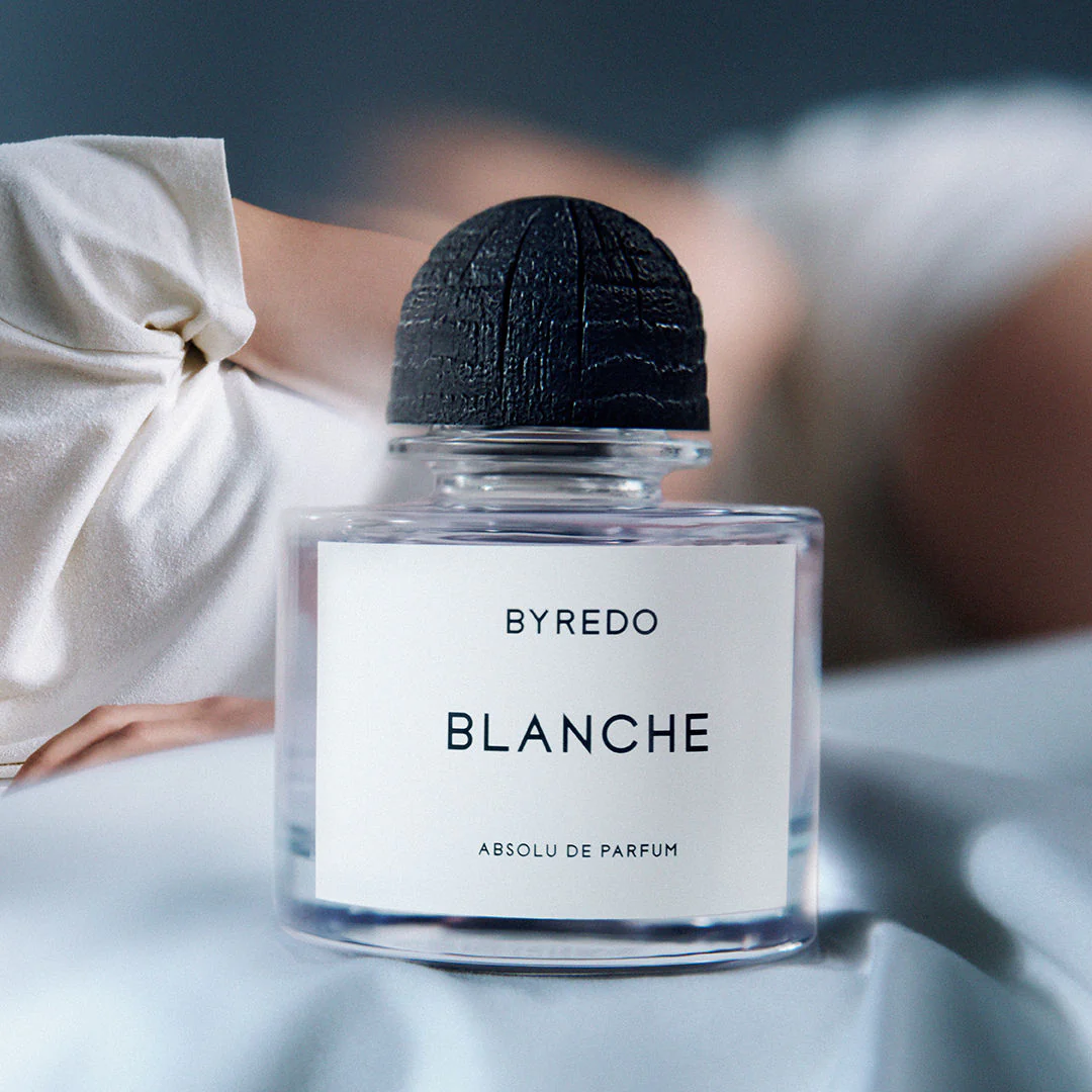2257-blanche-absolu-parfum-7.webp Blanche Absolu Parfum