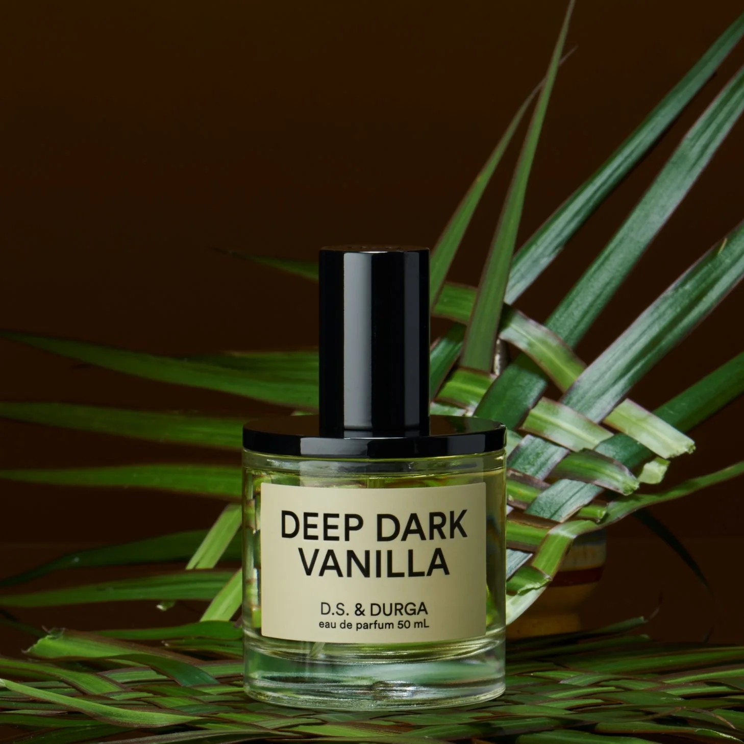 3726-deep-dark-vanilla-eau-de-parfum-2.webp Deep Dark Vanilla Eau de Parfum