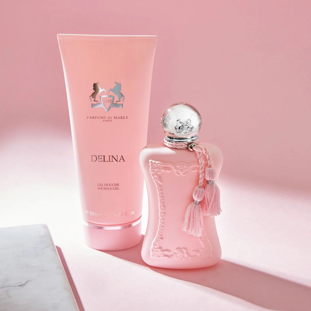 3764-delina-shower-gel-3.webp Delina Shower Gel