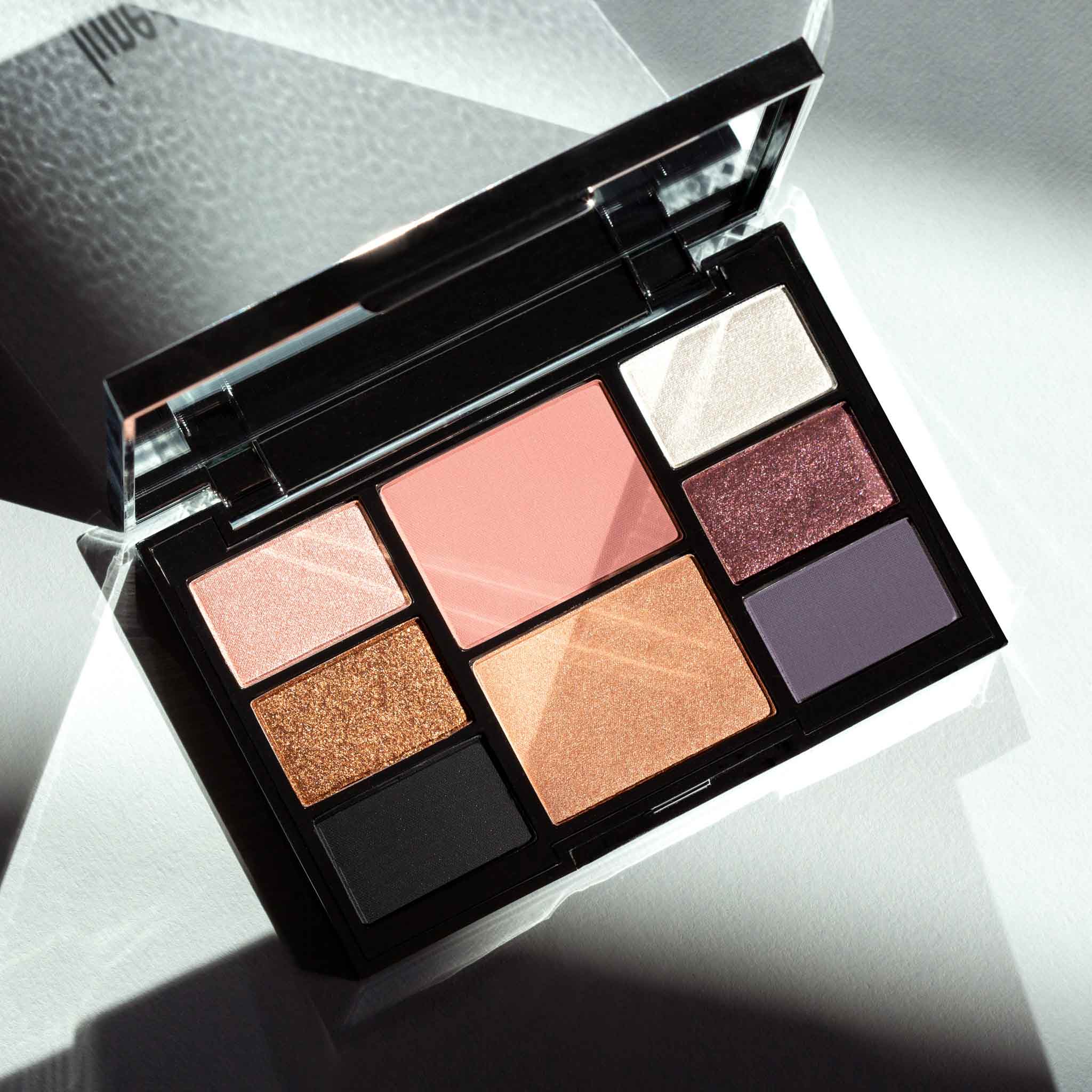 3945-double-booked-face-eye-palette-limited-edition--4.jpg Double Booked Face & Eye Palette (Limited Edition)