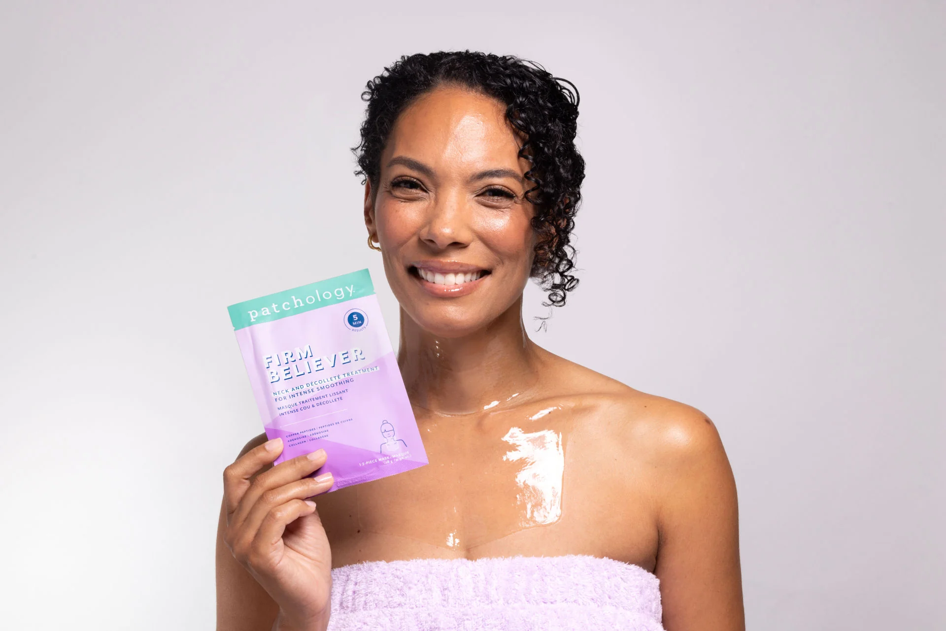 4841-firm-believer-neck-and-d-collet-treatment-for-intense-smoothing-2.webp Firm Believer Neck and Décolleté Treatment for Intense Smoothing