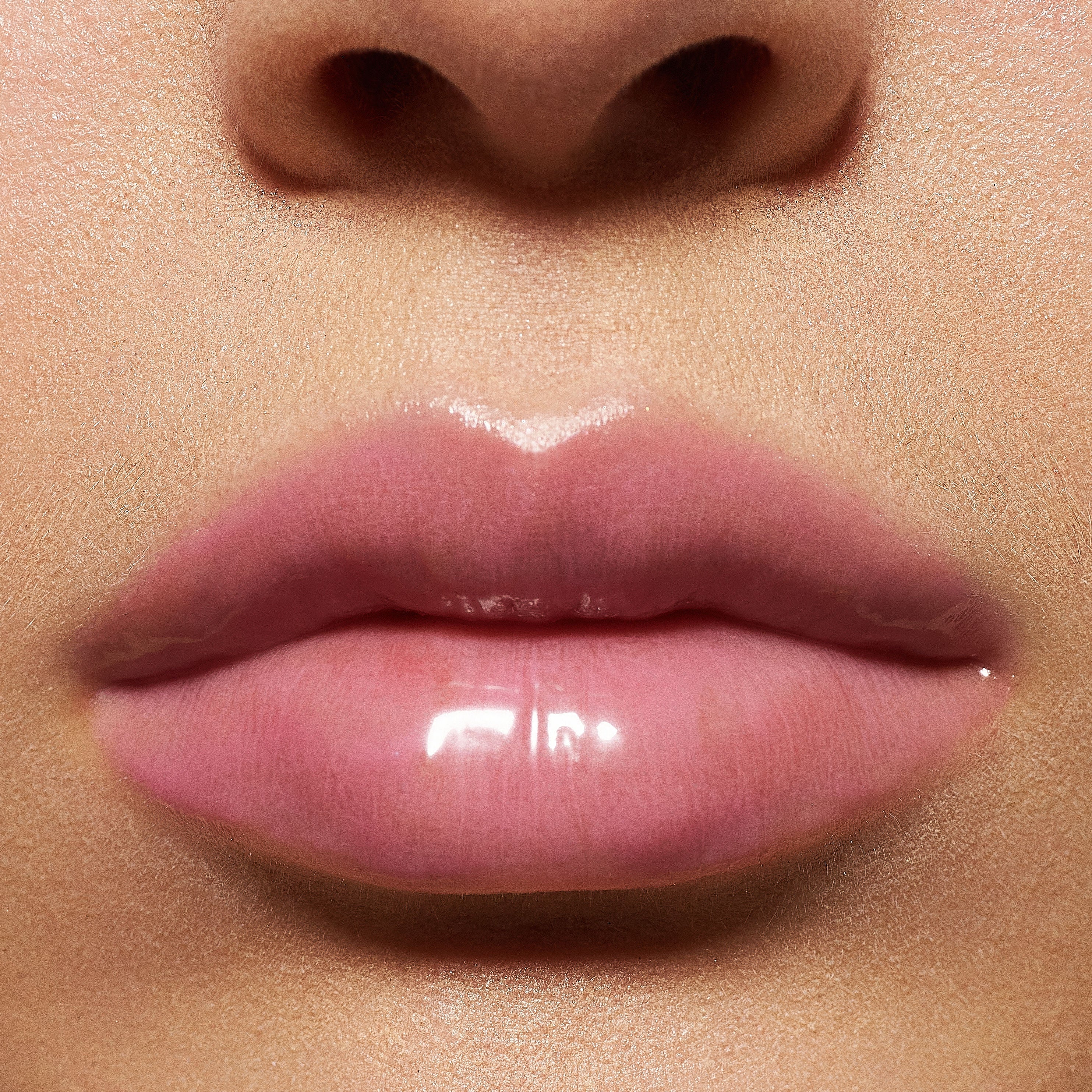 Glisten Up Lip Gloss
