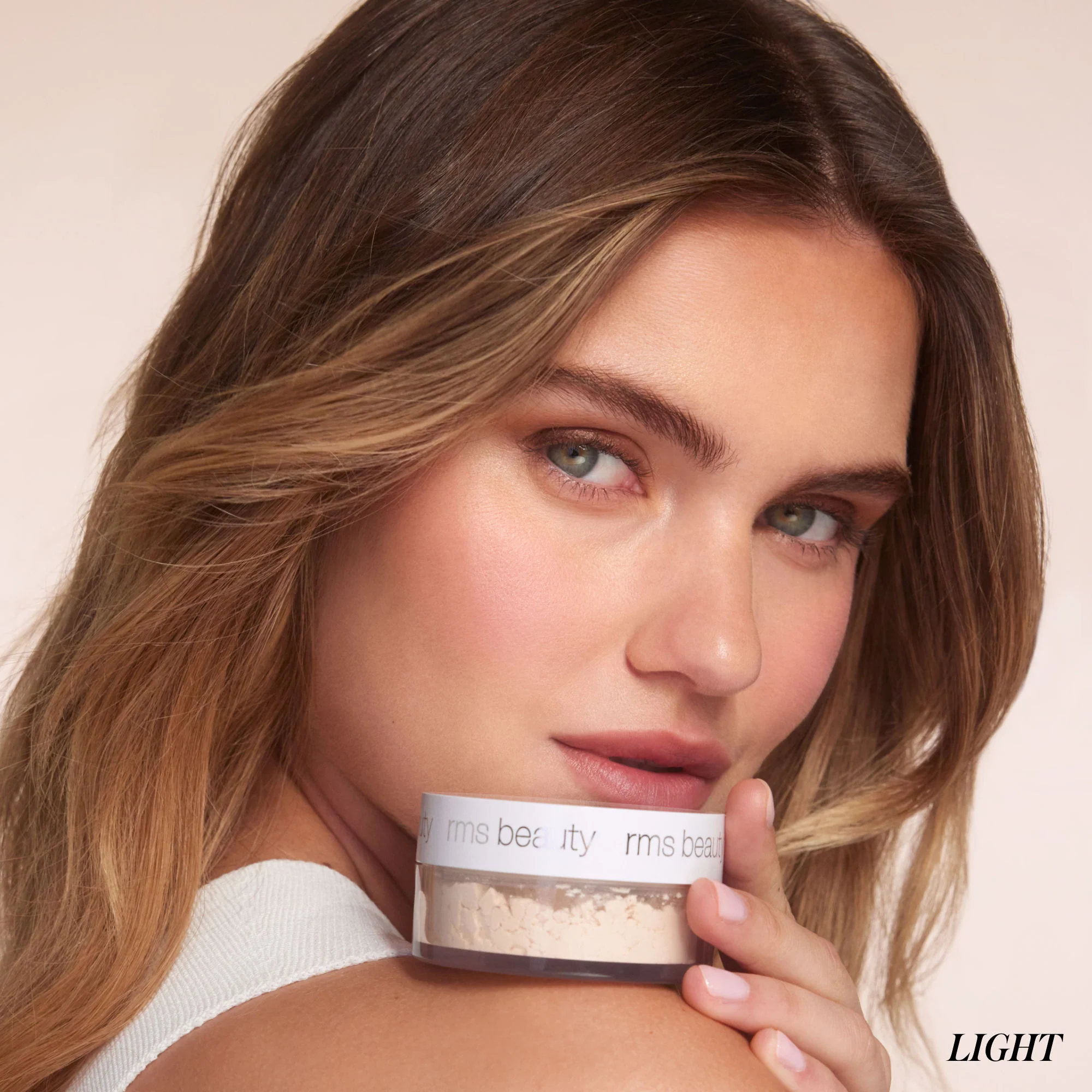 5848-hydra-setting-powder-13.webp Hydra Setting Powder