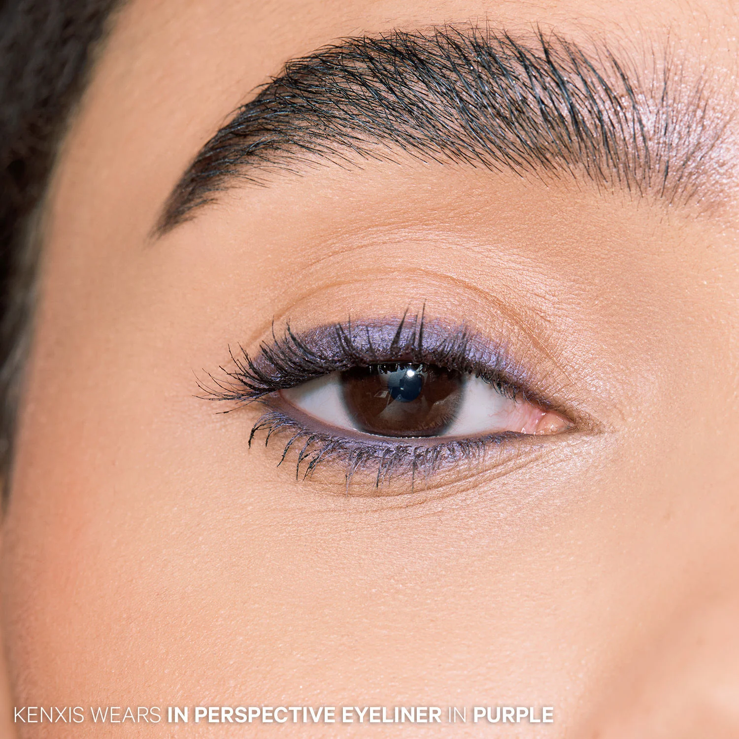 6022-in-perspective-eyeliner-pencil-12.webp In Perspective Eyeliner Pencil
