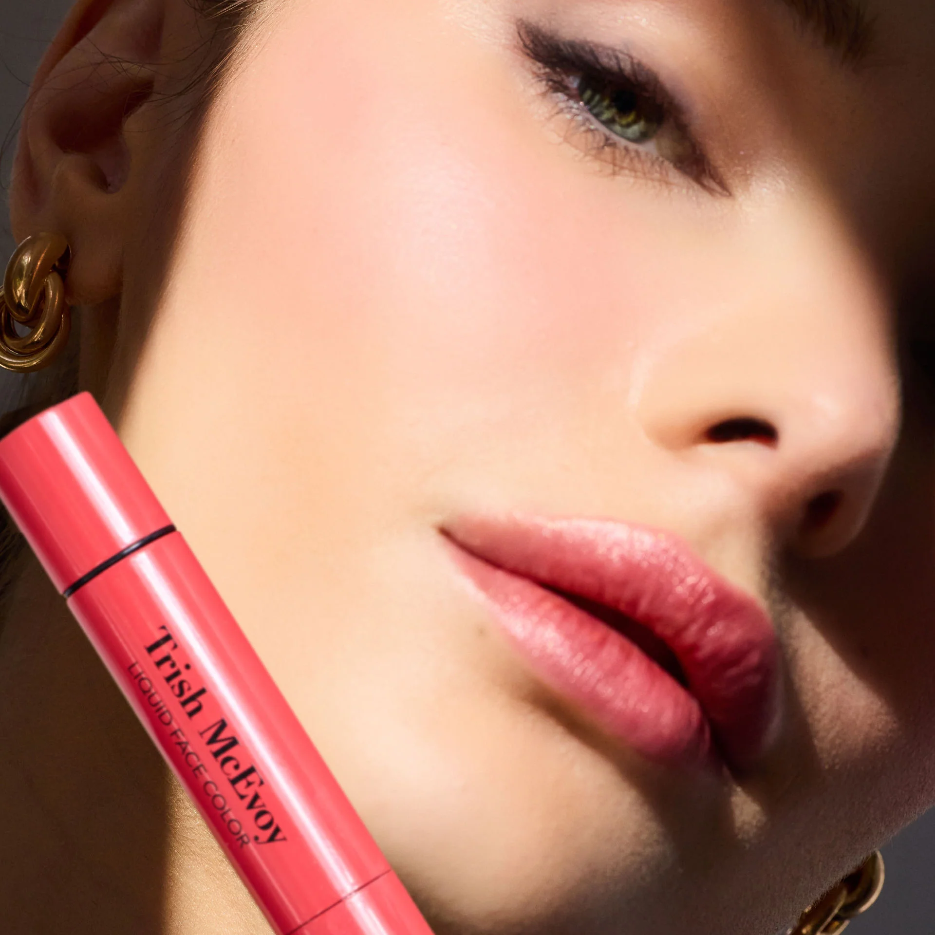 7010-liquid-face-color-13.webp Liquid Face Color